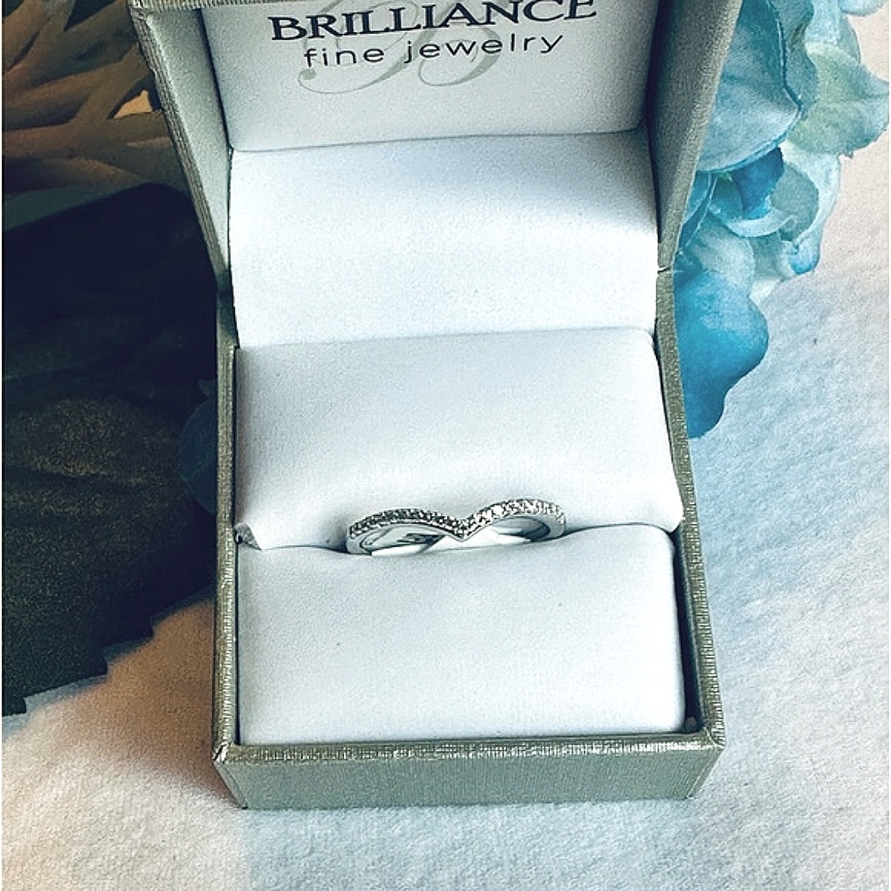 Brilliance Fine Jewelry sterling silver CZ stackable ring. - Picture 3 of 4